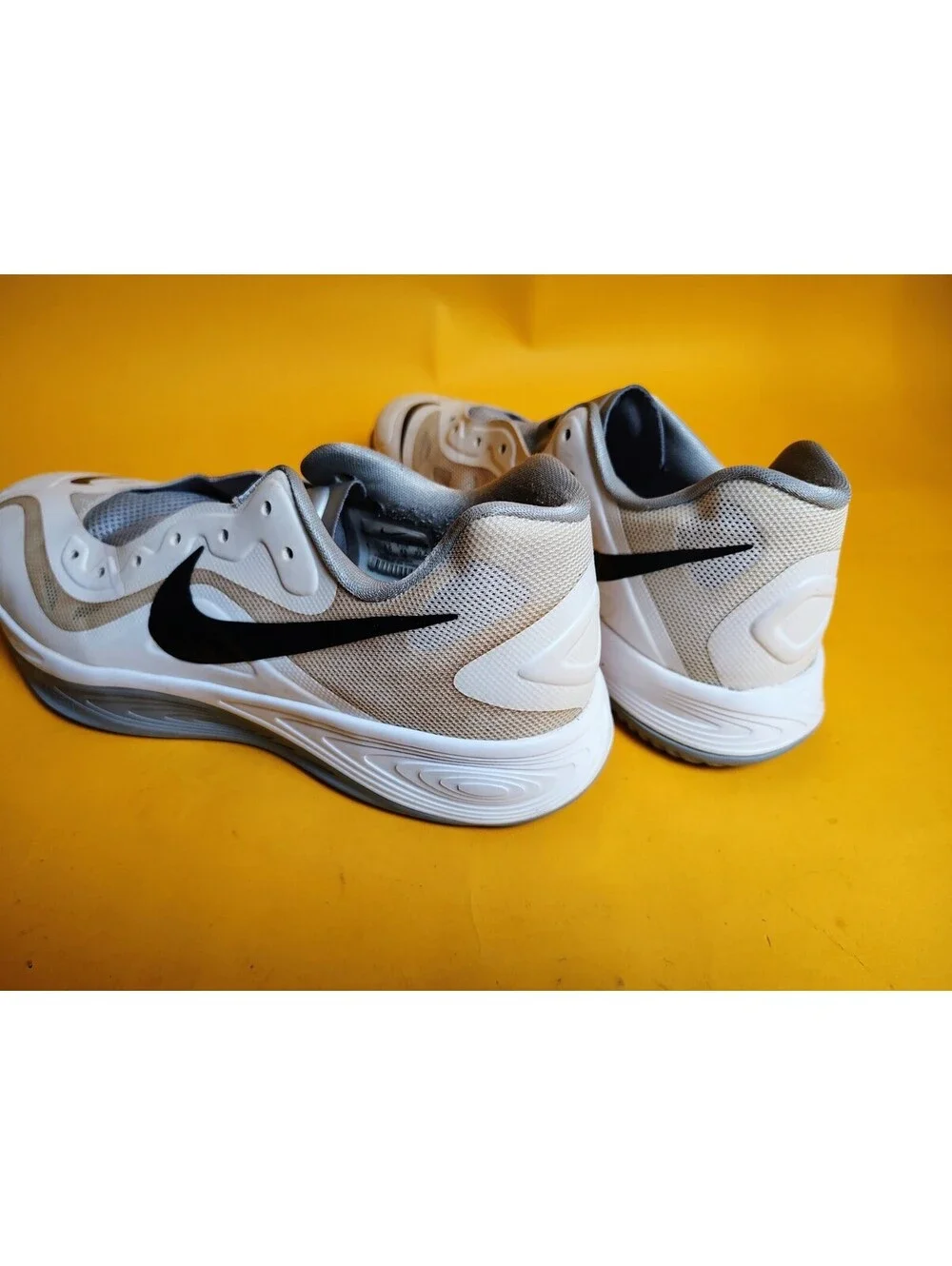 Nike Zoom Hyperfuse Low White Black Grey 616620-110 Basketball Men's Size 9.5